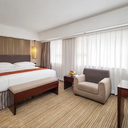 Hotel Beverly Plaza