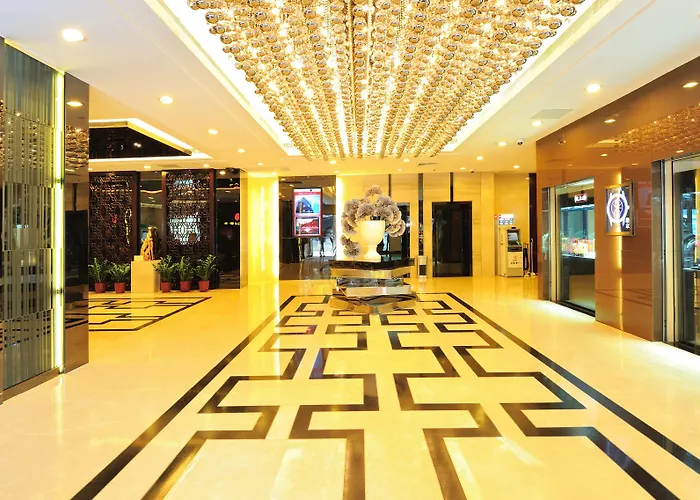 Beverly Plaza 4*