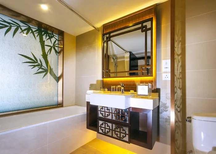 Hotel Beverly Plaza 4*